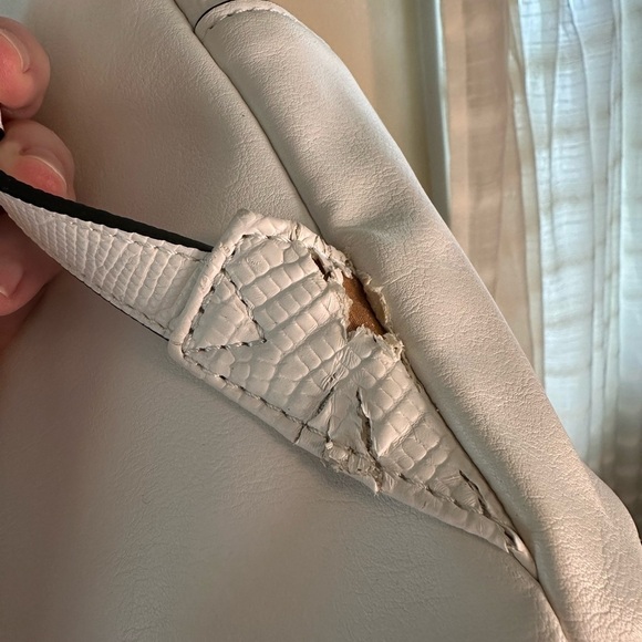 Simply Vera Vera Wang White Leather Mini Backpack Purse Bag - Picture 7 of 9